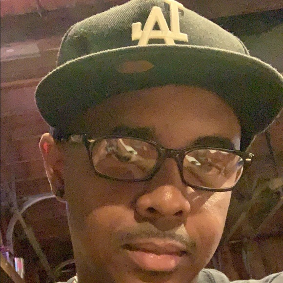 Meet your Posher, Christopher - Picture 2 of 4